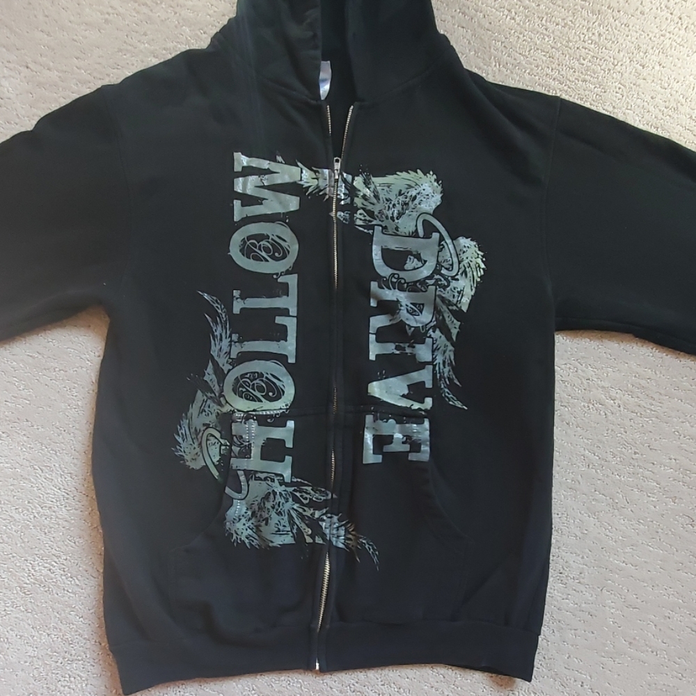 Hollow drive hoodie